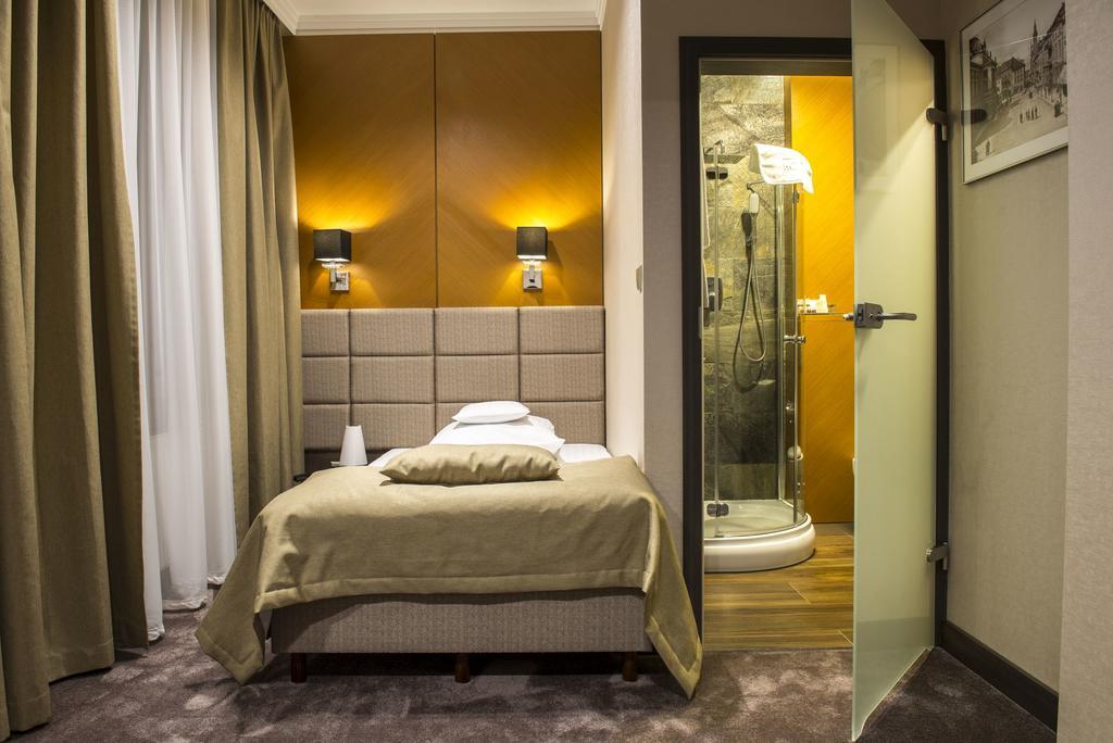 Hotel Europa Kaliszki Exteriér fotografie